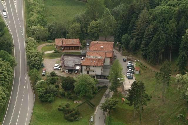 Albergo Il Castellino Darfo Boario Terme Экстерьер фото